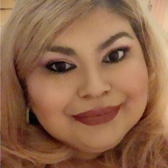 Meet your Posher, Suzanne - Picture 1 of 1